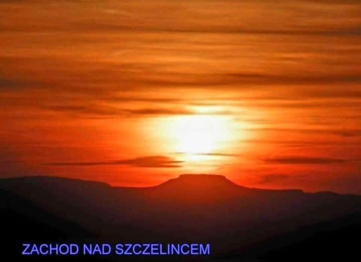 Wataha Pod Basztami - Alfa - Domki Caloroczne Radkow Εξωτερικό φωτογραφία